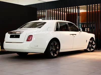 2024 ROLLS-ROYCE PHANTOM — фото 8