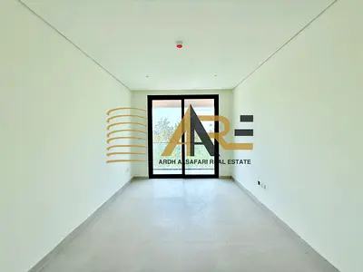 شقة جديدة مكونة من غرفتي نوم و3 حمامات مع مسبح أو وديعة