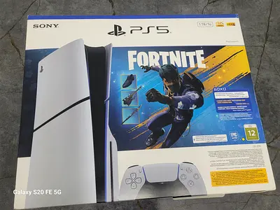 Playstation 5 Disk version 1 Tb + FiFA 26 + Ps plus