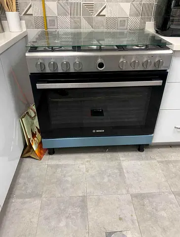 Bosch New model 5 Burner Full Gas Cooker Range. Oven With FAN. 90×60Cm