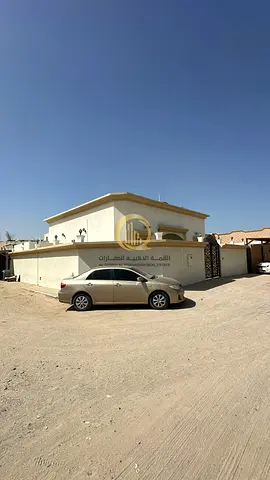 For sale: a house in Al-Ghafiyah area. One floor. A lively location close to all services.