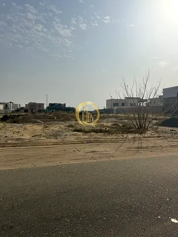 Residential land for sale in Al-Hawshi, Al-Badi' suburb, freehold ownership for Arabs, permit for ground floor, first floor, and 50% roof