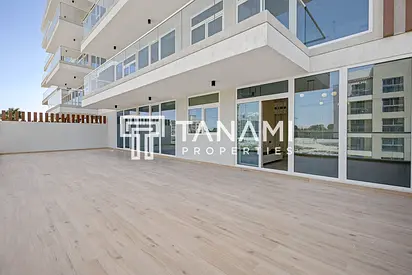 Bright Layout | Large Terrace| Brand New