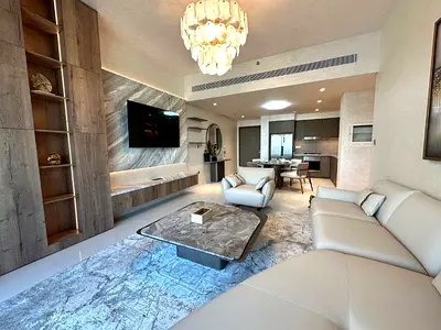 Fully Furnished I Renovated I Vacant Now