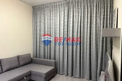 PRIME LOCATION - FURNISHED - VACANT