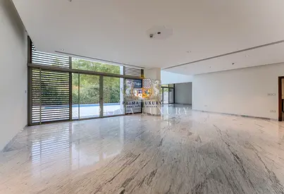 Luxury | Contemporary Villa | Vacant