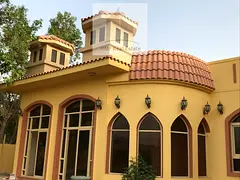 Spacious 4BHK Villa with Maid’s Room | Large Windows | Private Entrance | Prime Location - Mirdif 
