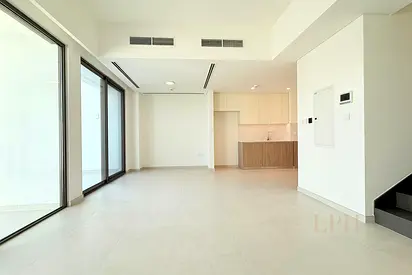 Family Living | 3BR Townhouse | Prime Location