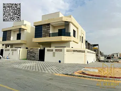 للبيع فيلا زاويه شامل رسوم التسجيل 3 طوابق