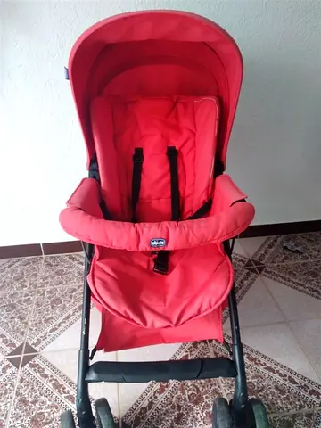 Chicco Red lightweight baby stroller - good condition