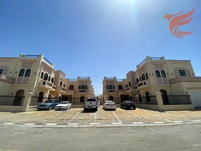 4 bhk duplex | Maidsroom & ac & priv backyard |