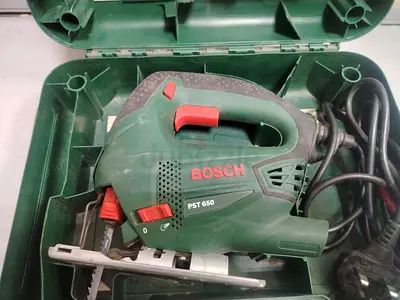 Bosch Jigsaw 500w with case in brand new condition