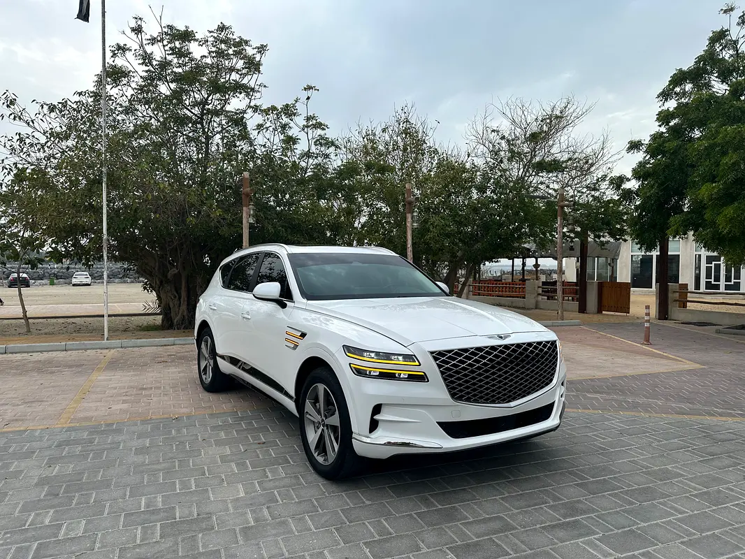 Genesis GV80 2021 — photo 1 of 20