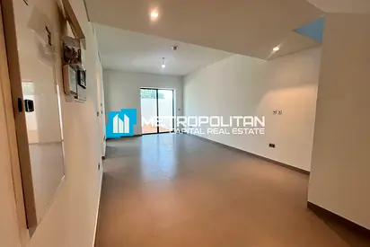 Rented Unit | 3BR with Terrace | Prime Living