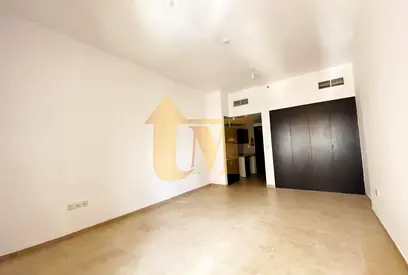 PRIME LOCATION | CHILLER FREE| STUDIO WITH BALCONY
