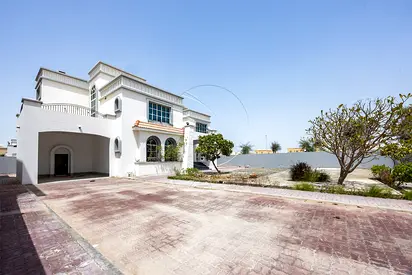 √ Exclusive!Single Row Spacious Rooms | Big Plot √