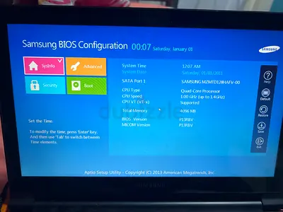 Samsung laptop — Quad-Core CPU, 4GB RAM (BIOS screen shown)
