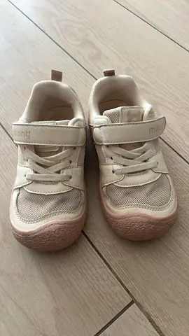 Childrens Shoes, Wide Toe Sole for Girls and Children