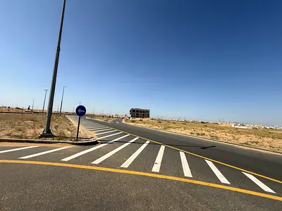 للبيع ارض في مدينة تلال