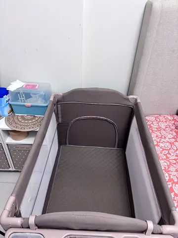Baby cot