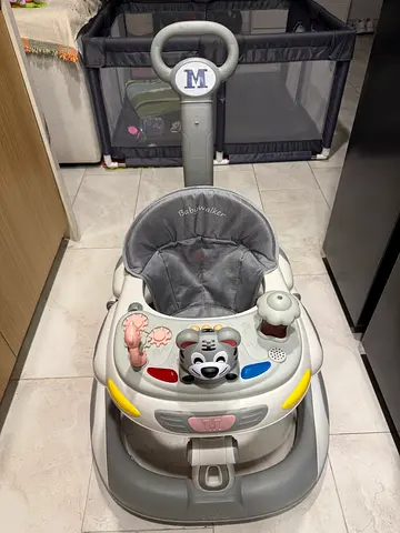 Baby walker - brand NEW, never used, clean