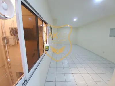 HUGE SIZE 3BHK FOR FAMILY SHARING IN MEENA BAZAR CALL NOW