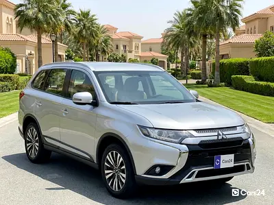 AED 930/m | 0 DP | Free 3 Months Warranty | Service History | 30D Return | MITSUBISHI OUTLANDER 2023