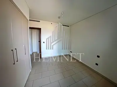 Modern 1BR | Burj Khalifa View | High Floor