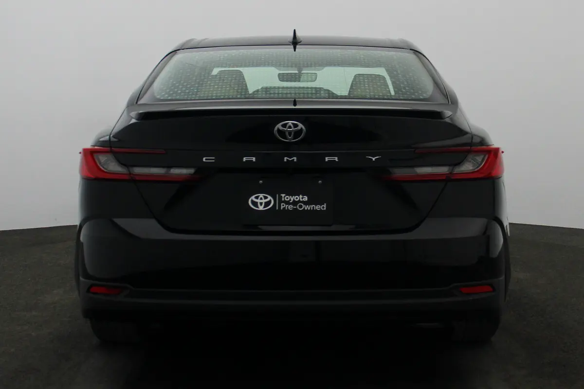 Toyota Camry 2025