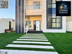 Corner villa with a centrally air-conditioned rooftop terrace. Price includes registration and owner