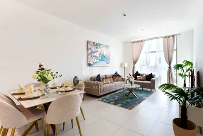 Vacant Bright Spacious | Huge Balcony | Flex Pay