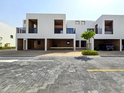 Private Garden | Vacant &amp; Ready | Brand New