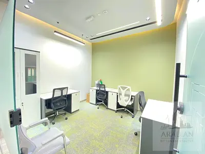 Desk Space Dedicated 24/7 | Prime location | Best price