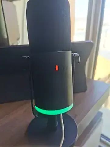 FIFINE AM8 MICROPHONE  High quality microphone selling for good price