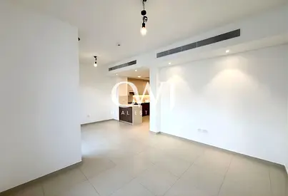 Exclusive | Unfurnished | Single Row