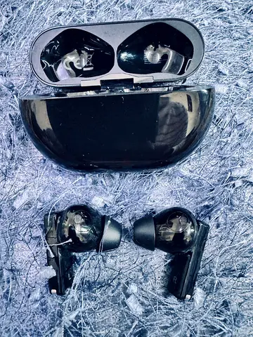 Huawei FreeBuds Pro – Black (Premium Noise Cancelling Earbuds)