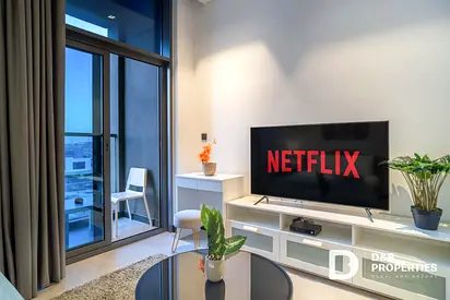 Prime Location | Fully Furnished | Monthly Option