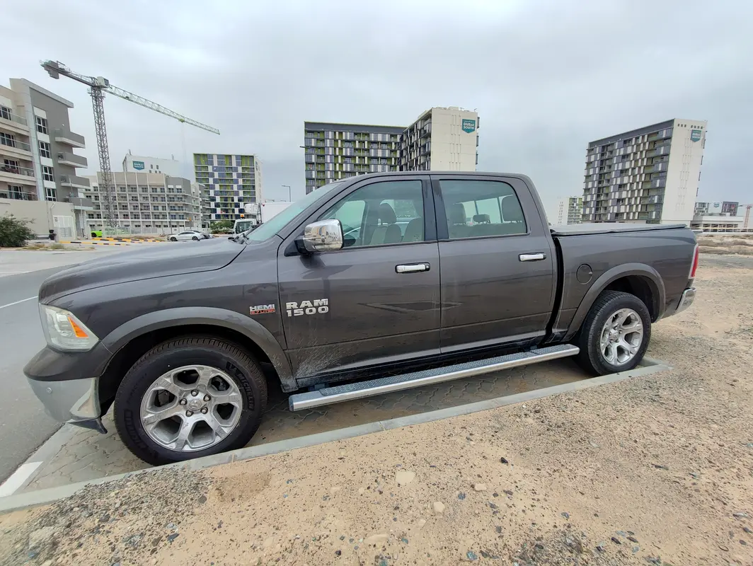 Dodge Ram 2017 — photo 1 of 10