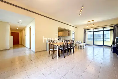 Vacant | Upgraded | Study Space | Large Layout