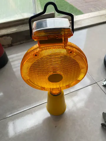 Amber LED Road Barricade Safety Light - new