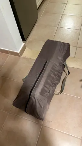 Travel cot, good working condition