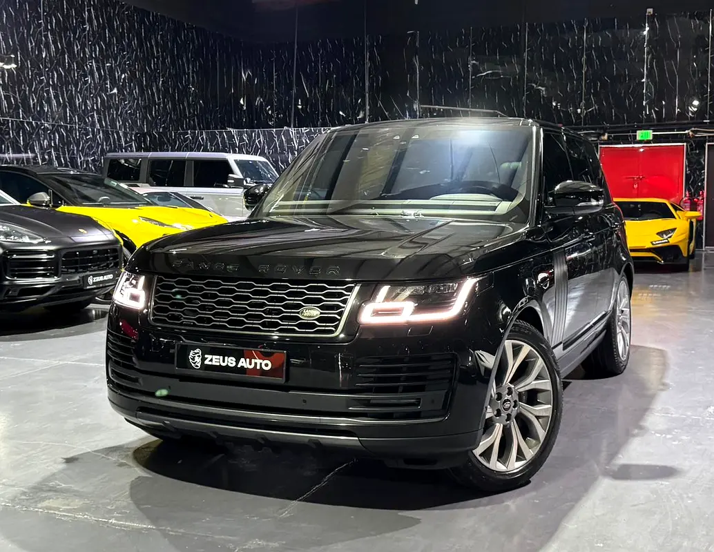 Land Rover Range Rover 2021 — photo 1 of 20