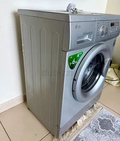 LG Front-Load Washing Machine - 6kg, Working
