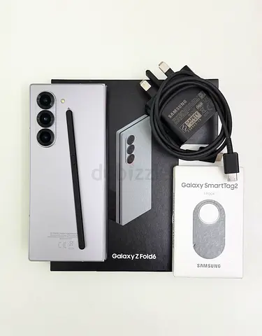 Samsung Galaxy Z Fold 6 with free Samsung Galaxy SmartTag 2