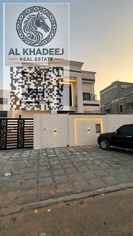 Luxury villa with classic design and modern finishing, no registration fees, in the Al-Haliou area, close to all services and main roads.