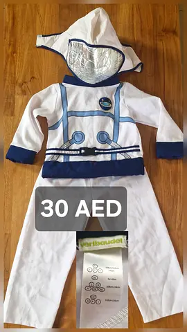 Kids astronaut costume - white hooded set (gently used)