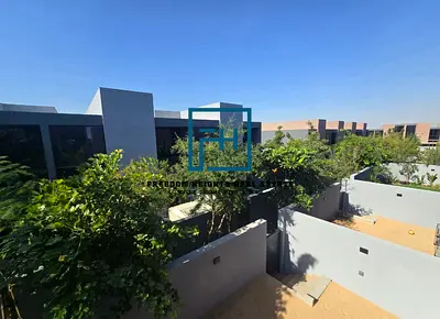 💥Elegant 3BR Townhouse | Maid Room | Freehold | Prime Sequoia Masaar💥