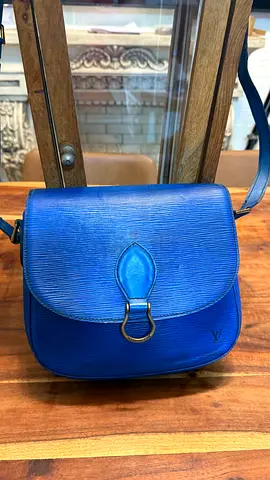 Louis vuitton crossbody bag