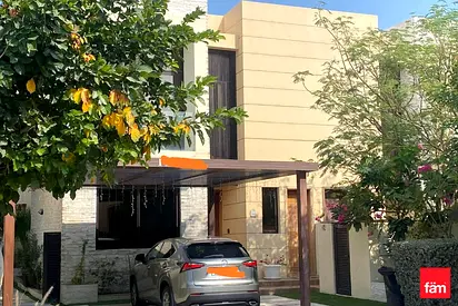 Semi Detached Villa / Fully Furnished/ Multiples