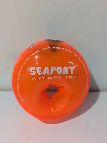 Swimming Arm Floaters @ 10aed/pair